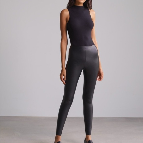 Commando Perfect Control Faux Leather Leggings - Picture 2 of 11